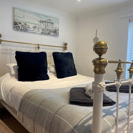 The Little Lighthouse - 2 Minutes From The Beach Pentewan Exterior photo